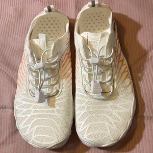 BRAND NEW Lorax Pro Barefoot Shoes women  sz 37 white/pink